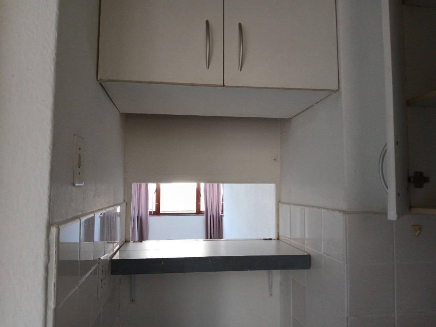 To Let 0 Bedroom Property for Rent in Green Point Western Cape